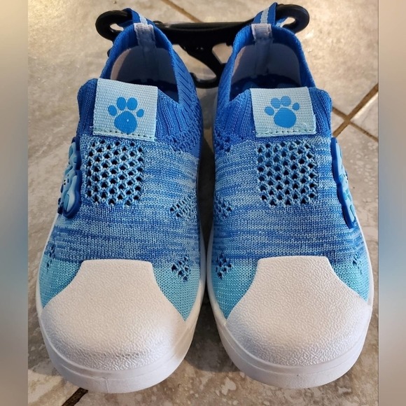 Nickelodeon Other - NICKELODEON Blues Clues Bump Toe Casual Sneakers (Toddler)𝅺 New with Tags